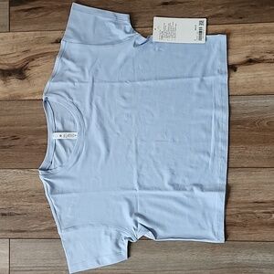 Lululemon Cates Tee, 6, Blue Linen